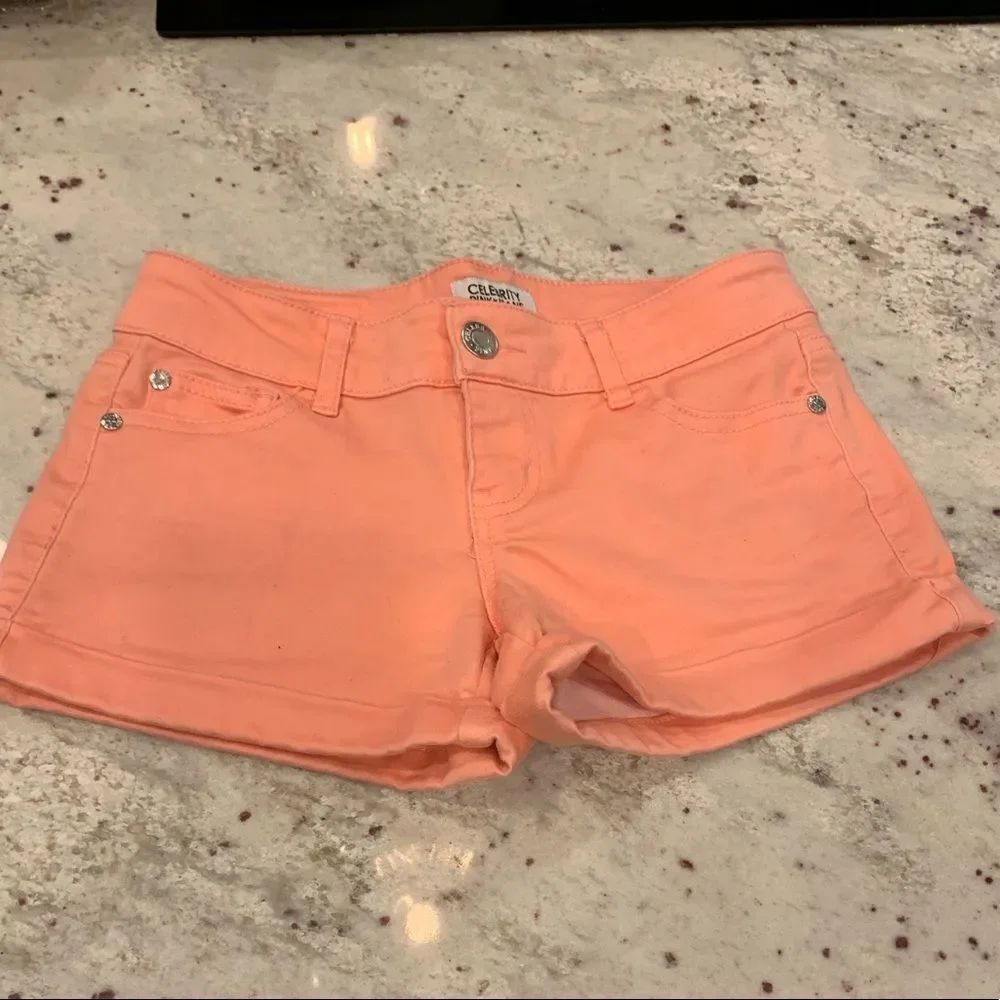 Celebrity Pink Cantaloupe Cuffed Shorts sz 3